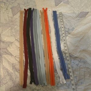 Assorted Color Zipper Set